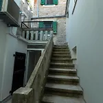 Seafront Stone House Sajbel Villa