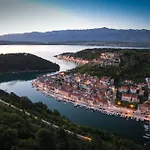 Seafront Stone House Sajbel Novigrad (Dalmatia)