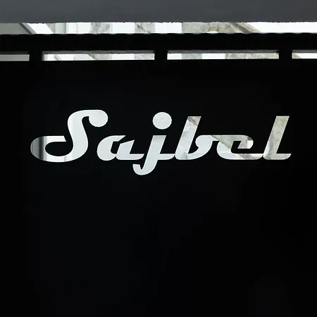 Seafront Stone House Sajbel *