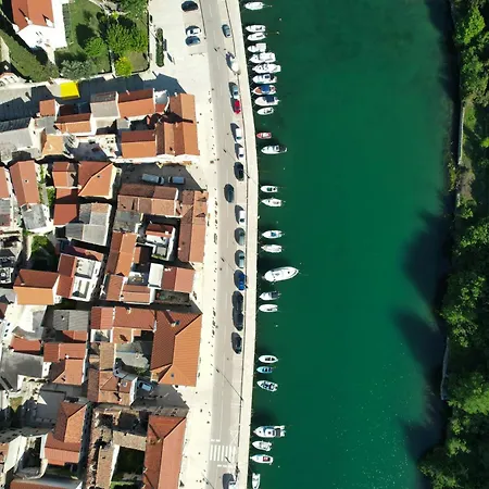 Seafront Stone House Sajbel נוביגראד דאלמטיה