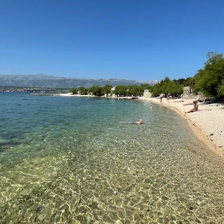 וילה Seafront Stone House Sajbel *