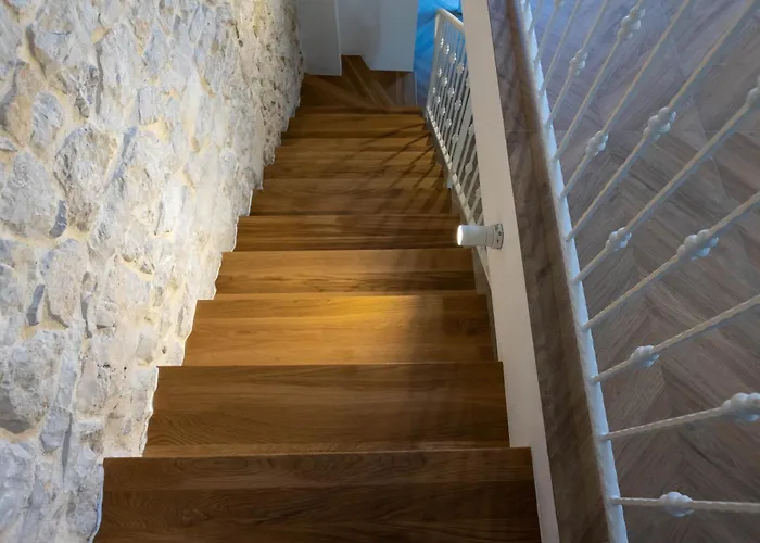 Seafront Stone House Sajbel