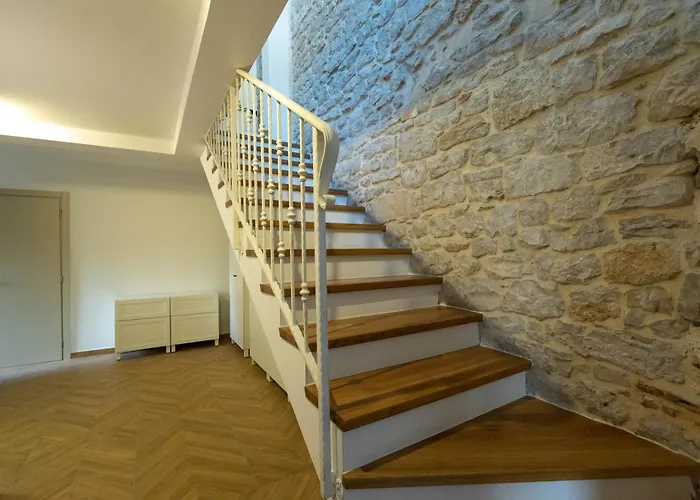 Seafront Stone House Sajbel * Novigrad (Dalmatia)