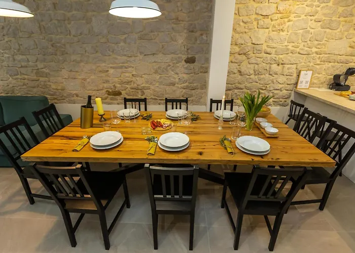 Villa Seafront Stone House Sajbel Novigrad (Dalmatia)