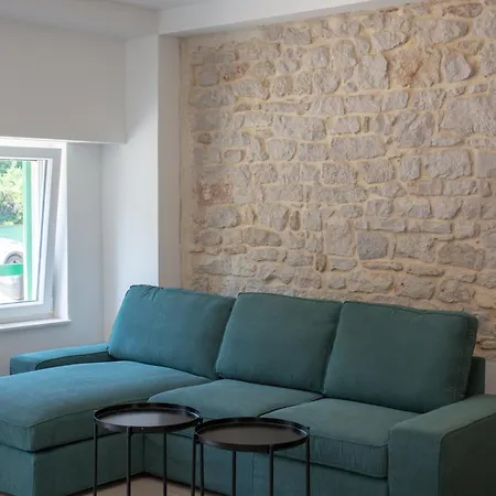 Villa Seafront Stone House Sajbel