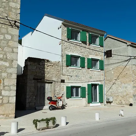 Villa Seafront Stone House Sajbel