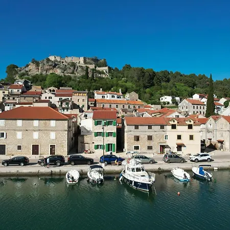 Seafront Stone House Sajbel * Novigrad (Dalmatia)