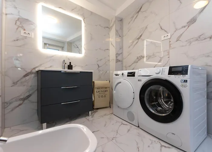 Seafront Stone House Sajbel Villa *