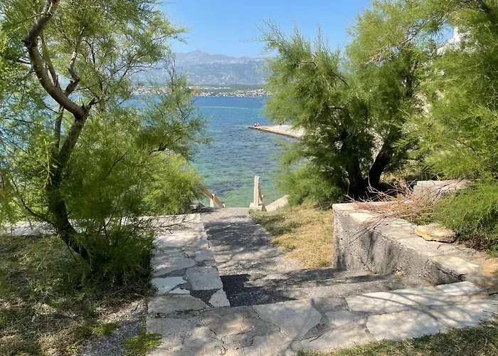 Seafront Stone House Sajbel * Новиград-Далмация